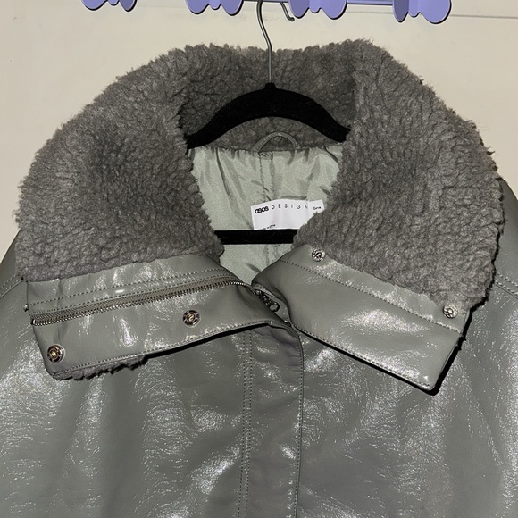ASOS design curve faux leather jacket with teddy lining - Picture 7 of 12